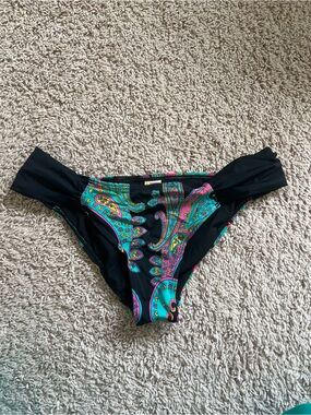 Roxy Black Paisley Bikini Bottoms Size L | Women’s Boho Swimwear